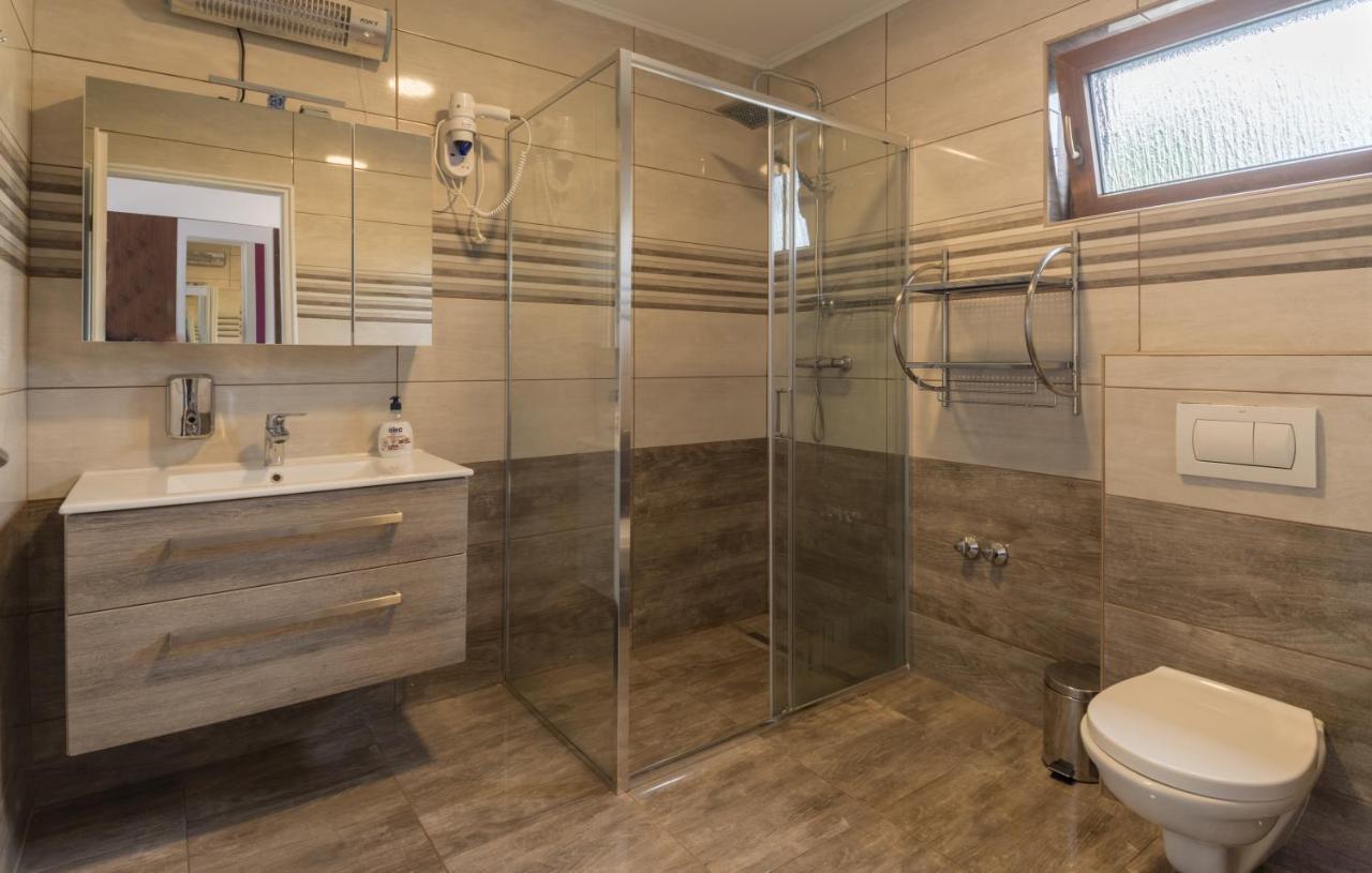Villa Rubcic Rooms Rakovica Eksteriør bilde